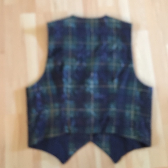 Vintage Braemar Plaid vest - Picture 5 of 5
